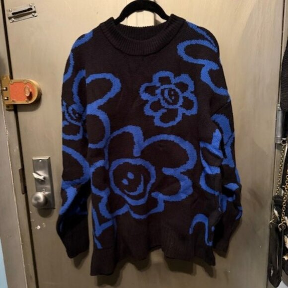 Retro Blue & Black floral & Smiley Face sweater - NWT - Picture 1 of 16